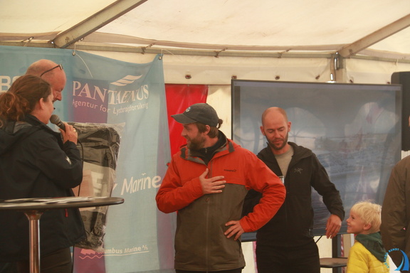 IMG 8282stemning-telt-praemieoverraekkelse