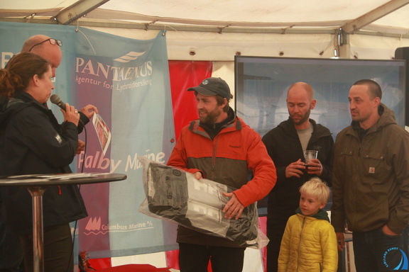 IMG 8283stemning-telt-praemieoverraekkelse