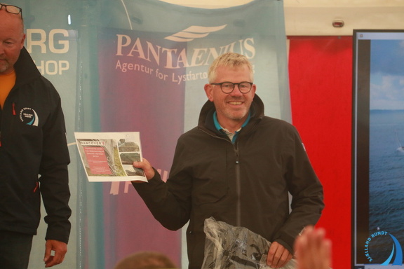 IMG 8339stemning-telt-praemieoverraekkelse