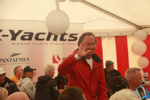 IMG 8402stemning-telt-praemieoverraekkelse-CJLegend